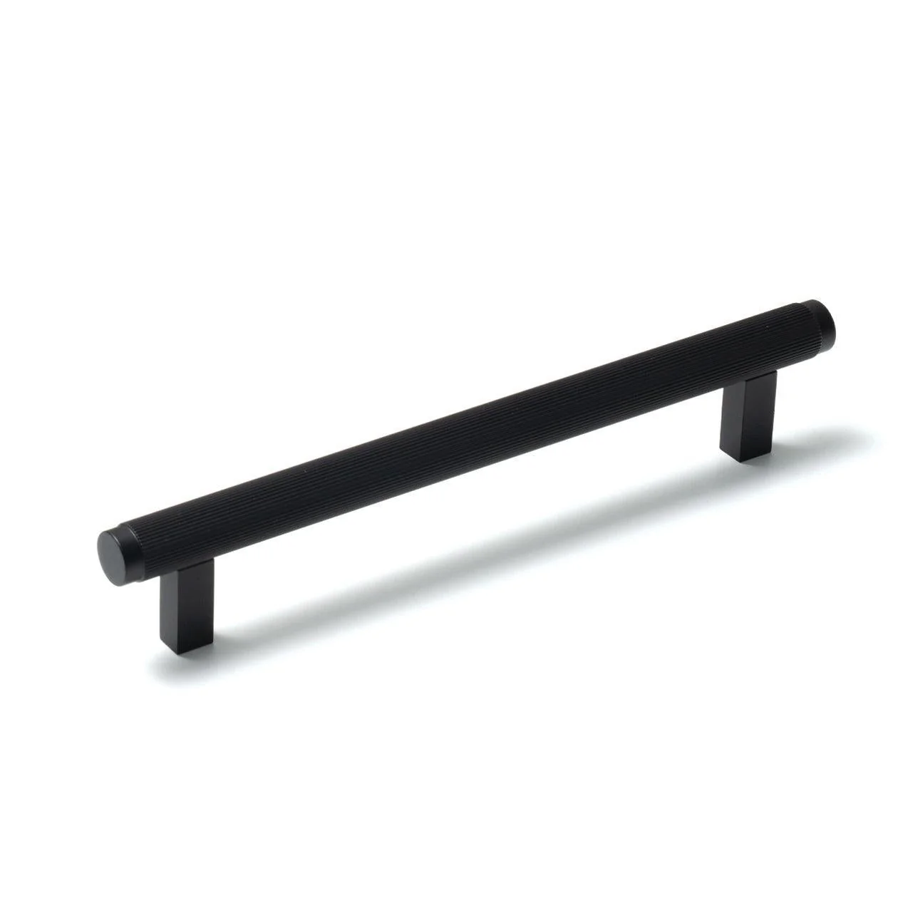 Momo Bellevue 160mm Lined Bar Cabinet Pull Handle Matt Black